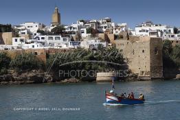 Image du Maroc Professionnelle de  La kasbah des Oudaïas de Rabat est une magnifique petite forteresse surplombant l'embouchure du fleuve Bouregreg érigée par les Almoravides pour lutter contre les tribus Berghouatas, elle séduit par sa quiétude et sa lumière.  Jeudi 6 Octobre 2011. (Photo / Abdeljalil Bounhar)
 